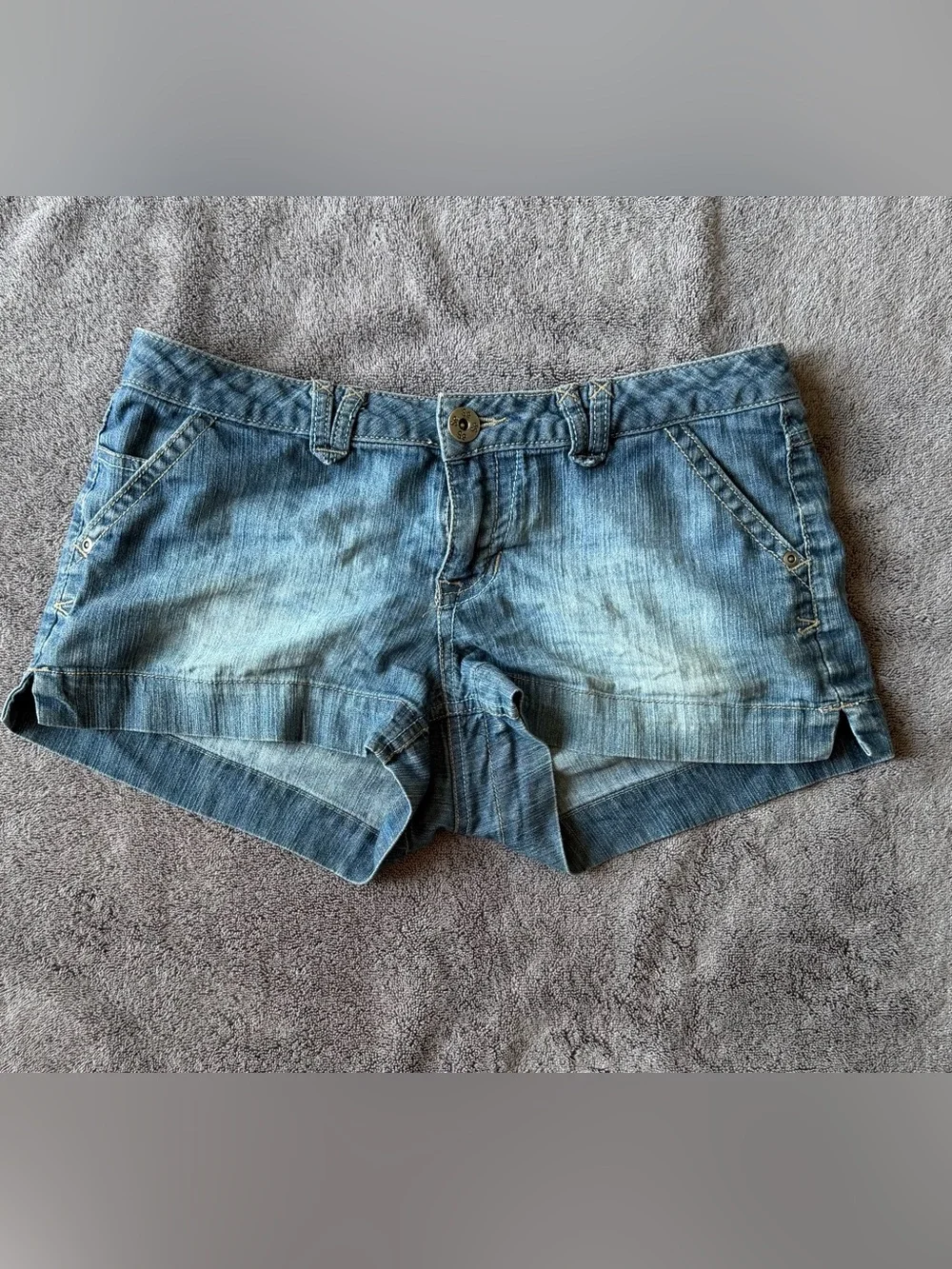 Junior’s Blue Denim Short Shorts